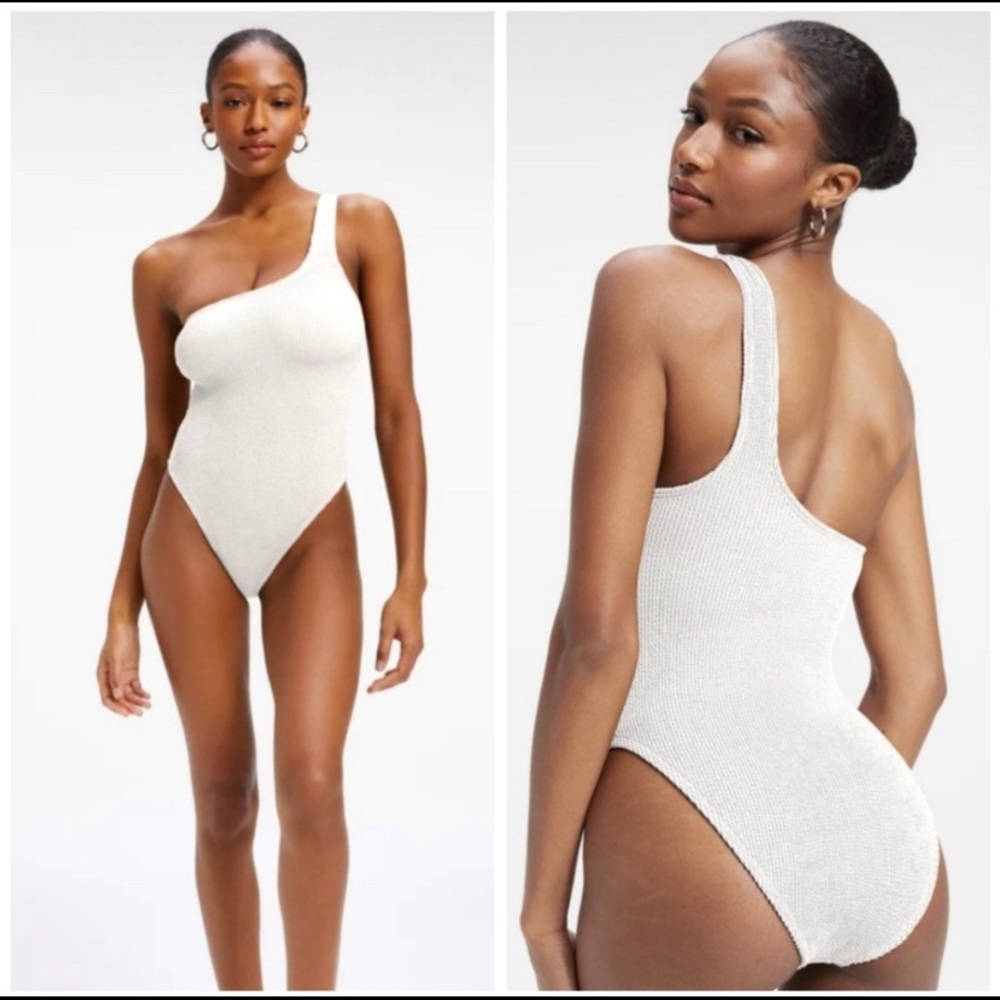 Good American Ivory Always Fits Shoulder One-piece size 1/2 NWT GSW0337